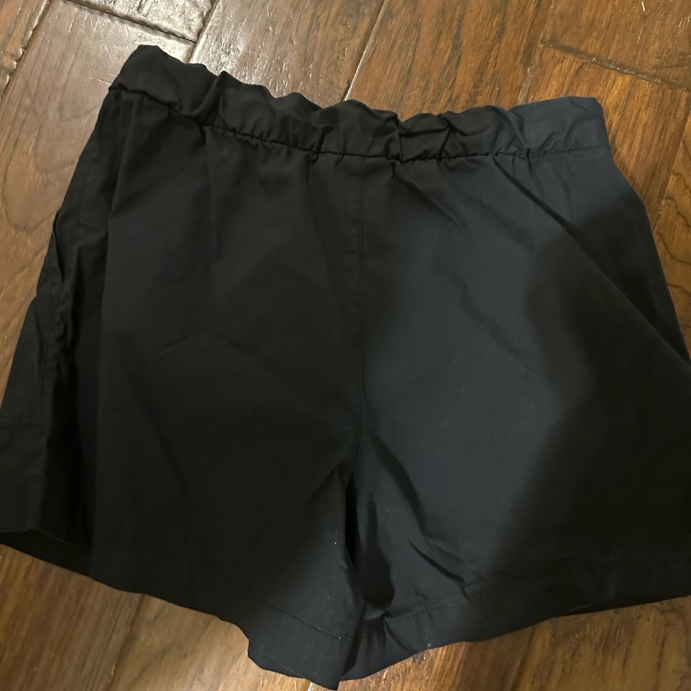 GAP Off Duty Shorts